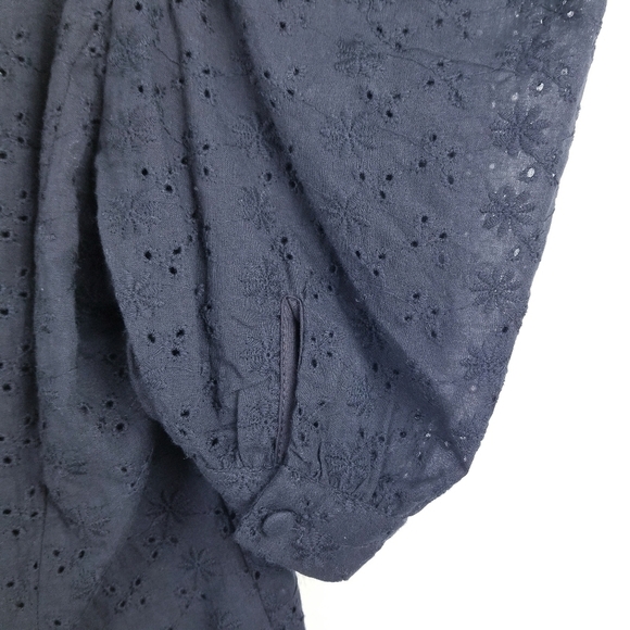 Solitaire Black Puff Sleeve Eyelet Top NWT - Picture 6 of 10